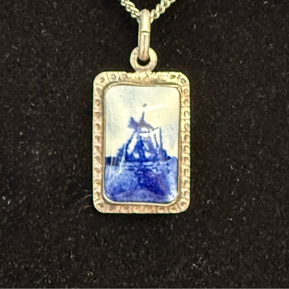 Beautiful vintage Delft Blue Windmill tile pendant necklace - Picture 2 of 4